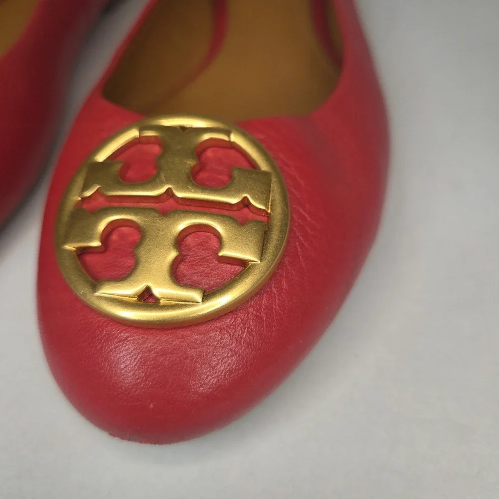 Tory Burch Reva Red Pebbled Leather Ballet Flats Gold Logo Medallion Women's US
